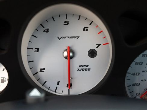 Used 2009 Dodge Viper ACR RWD image 48