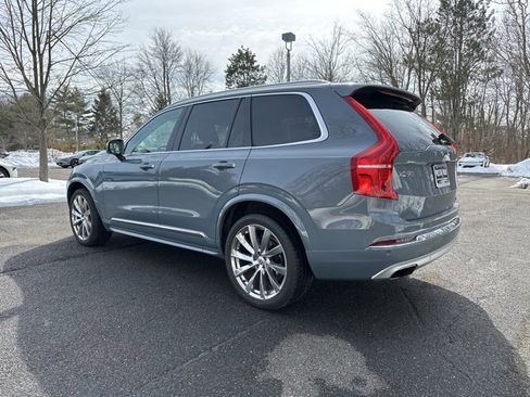 Used 2021 Volvo XC90 T6 Inscription w/ Climate Package image 5