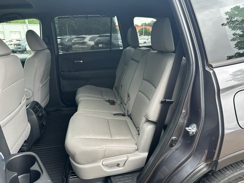 Used 2021 Honda Passport EX-L image 9