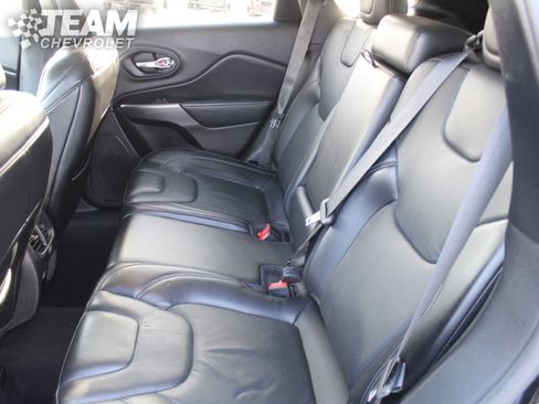 Used 2021 Jeep Cherokee Latitude Lux image 21