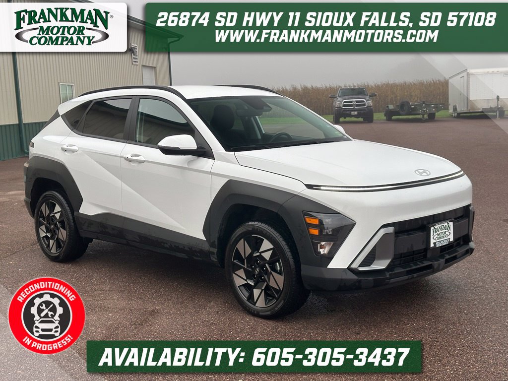 Used 2025 Hyundai Kona SEL AWD/4WD image 1