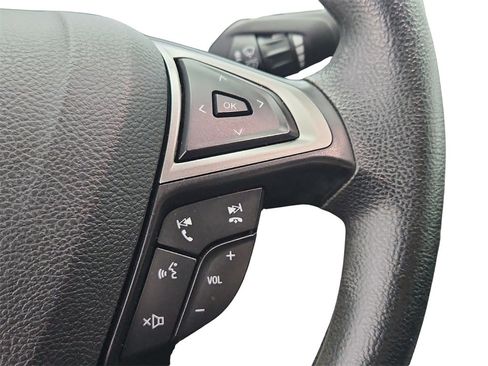 Used 2020 Ford Fusion SE image 33