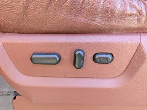 Used 2011 Ford F250 King Ranch w/ King Ranch w/Chrome Pkg image 15