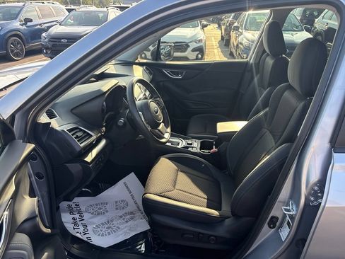 Certified 2023 Subaru Forester Premium AWD/4WD image 9