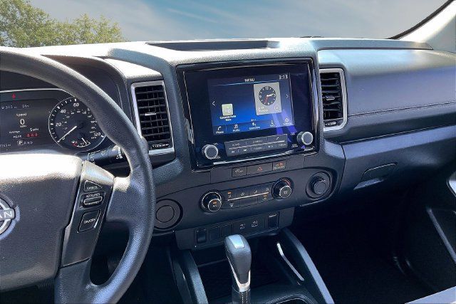Certified 2023 Nissan Frontier SV w/ Tow Package RWD image 10