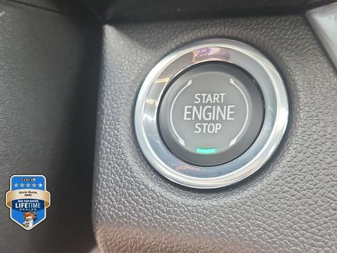 Used 2026 Buick Envista Avenir FWD image 29