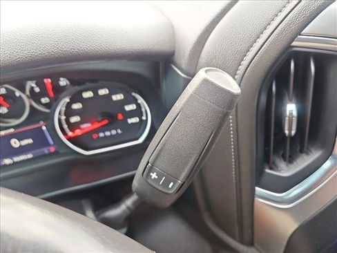 Used 2022 Chevrolet Silverado 1500 LT w/ Texas Edition Plus RWD image 12