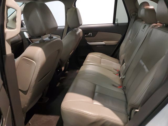 Used 2013 Ford Edge SEL FWD image 26
