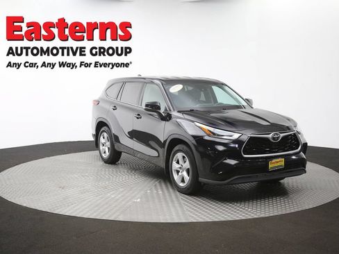 Used 2021 Toyota Highlander L AWD/4WD image 53