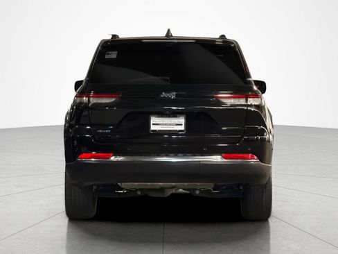 Used 2022 Jeep Grand Cherokee Limited 4xe w/ Luxury Tech Group II AWD/4WD image 4
