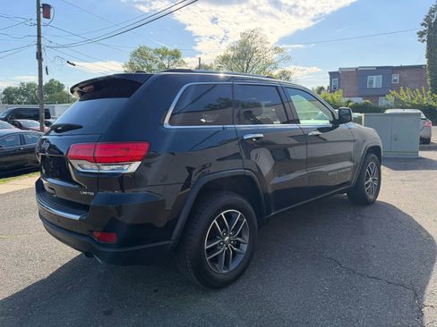 Used 2017 Jeep Grand Cherokee Limited AWD/4WD image 11