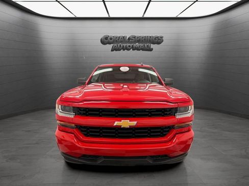 Used 2018 Chevrolet Silverado 1500 Custom w/ Custom Value Package RWD image 8