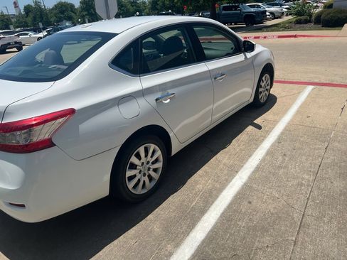 Used 2015 Nissan Sentra SV FWD image 6