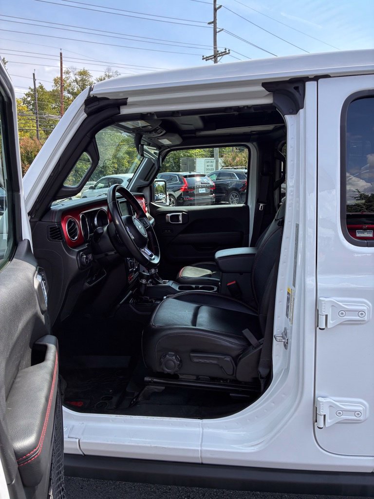 Used 2022 Jeep Wrangler Unlimited Rubicon AWD/4WD image 30