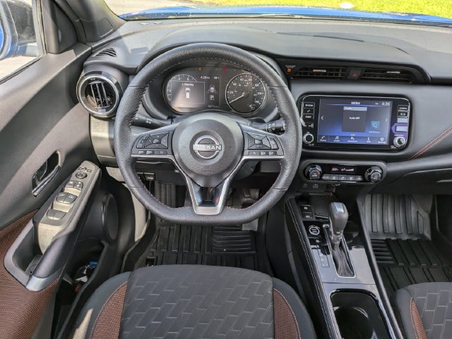 Used 2024 Nissan Kicks SR FWD image 20