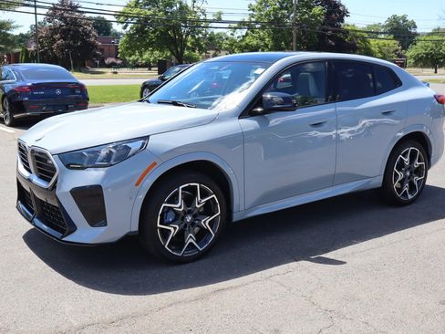 Used 2025 BMW X2 M35i AWD/4WD image 1