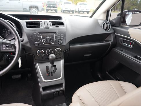 Used 2014 MAZDA MAZDA5 Sport FWD image 20