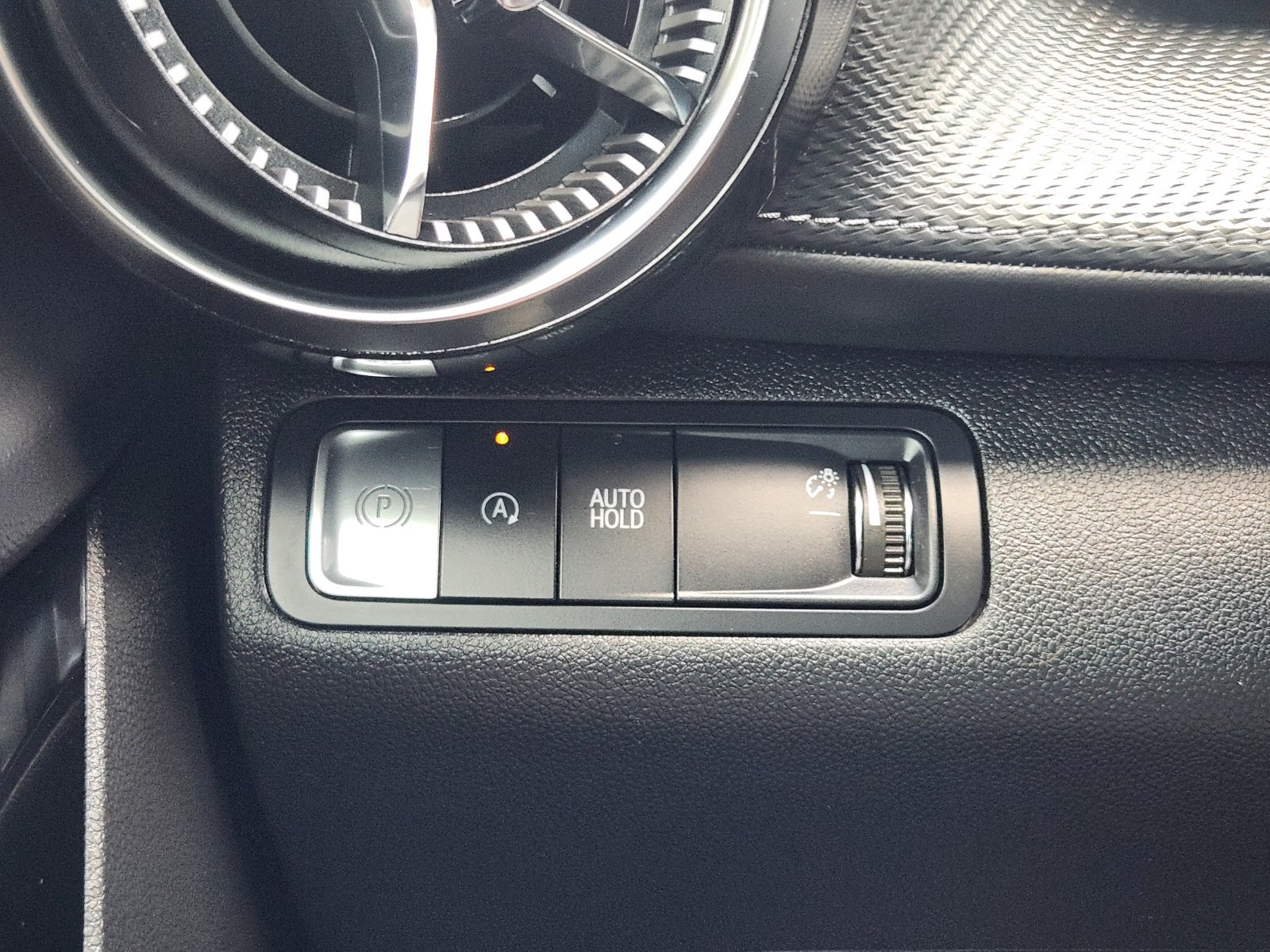 Certified 2025 Chevrolet Equinox LT w/ Safety and Technology Package FWD image 25