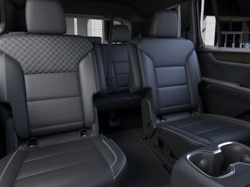 New 2026 GMC Acadia Denali w/ Super Cruise Package image 18