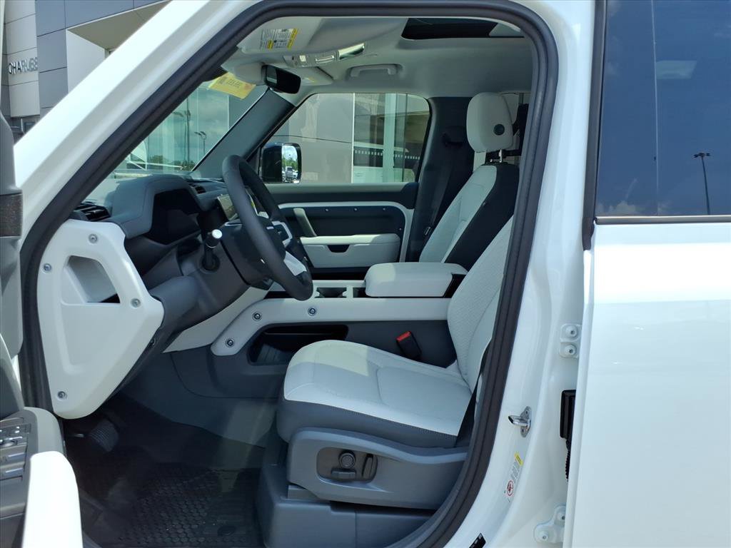 New 2026 Land Rover Defender 110 S AWD/4WD image 11