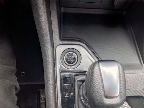 Used 2020 Nissan Sentra SV FWD image 18