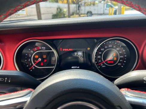 Used 2021 Jeep Gladiator Rubicon w/ Trailer Tow Package image 19