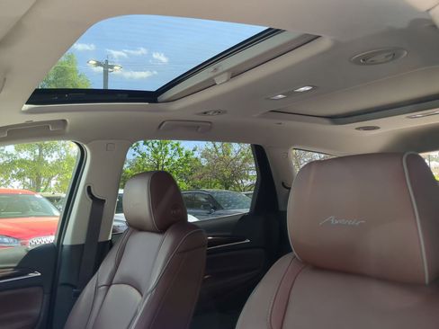 Used 2020 Buick Enclave Avenir w/ Avenir Technology Package image 21