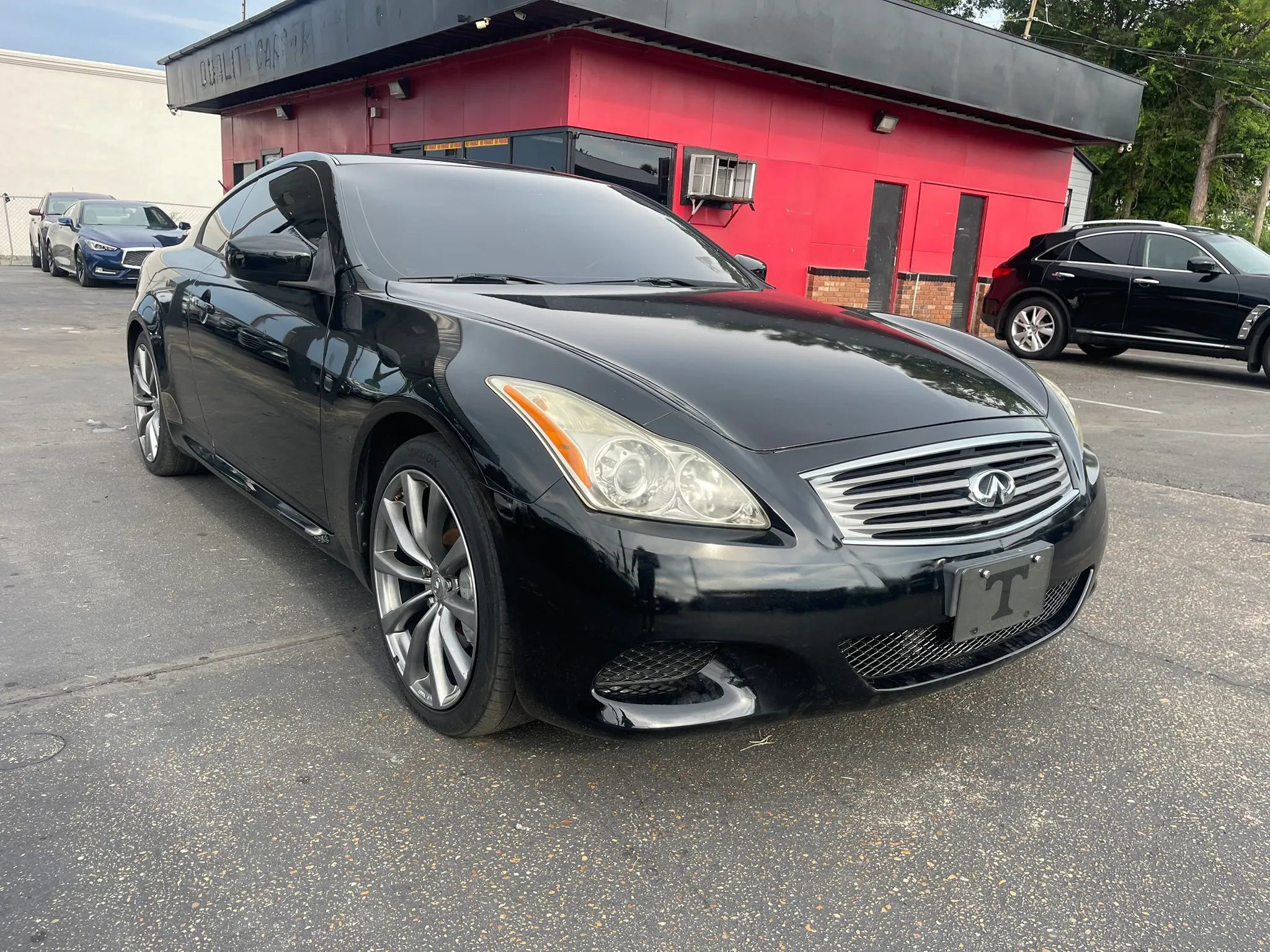 Used 2010 INFINITI G37 Journey w/ Premium Pkg RWD image 3