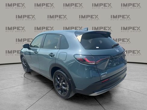 Used 2023 Honda HR-V Sport image 2