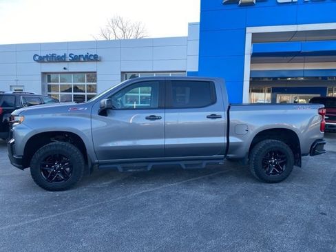 Used 2021 Chevrolet Silverado 1500 LT Trail Boss w/ Bed Protection Package image 2