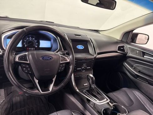 Used 2016 Ford Edge Titanium image 16