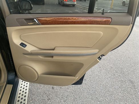 Used 2008 Mercedes-Benz GL 320 CDI 4MATIC image 10