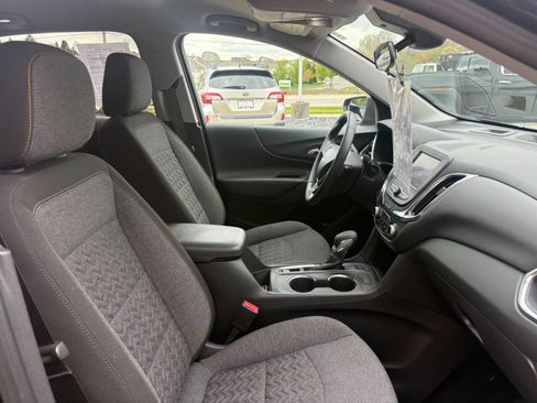 Used 2024 Chevrolet Equinox LT w/ LPO, Floor Liner Package AWD/4WD image 27