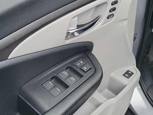 Used 2019 Honda Pilot EX-L image 18