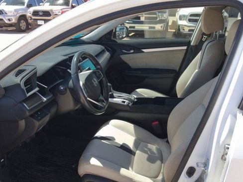 Used 2019 Honda Civic EX image 14