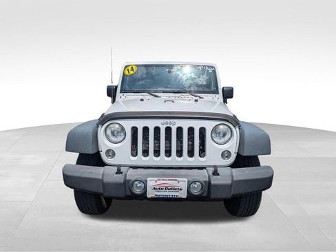 Used 2014 Jeep Wrangler Sport AWD/4WD image 2