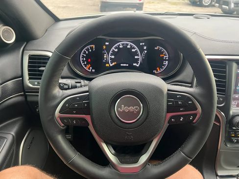 Used 2018 Jeep Grand Cherokee High Altitude RWD image 9