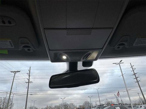 Used 2019 Dodge Journey GT w/ Driver Convenience Group image 31