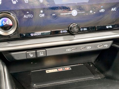 Used 2023 Lexus RZ 450e Premium w/ Technology Package AWD/4WD image 14