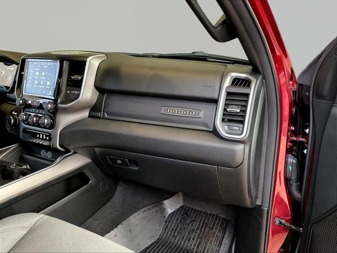 Used 2025 RAM 1500 Big Horn AWD/4WD image 27