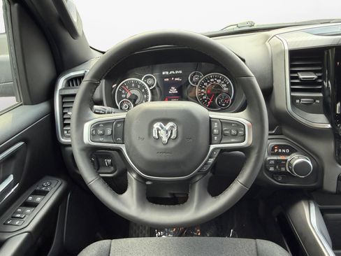 Used 2025 RAM 1500 Big Horn AWD/4WD image 14