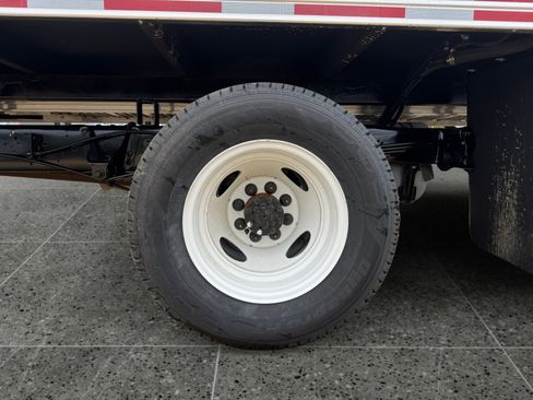 New 2025 Ford E-450 and Econoline 450 Super Duty w/ Power Equipment Group image 7