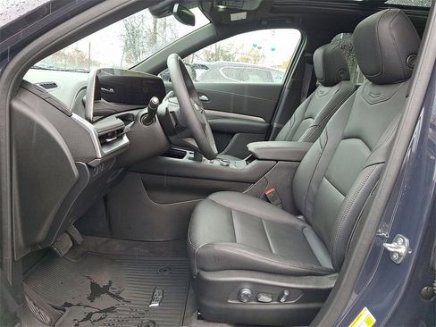 Used 2025 Cadillac XT4 Premium Luxury w/ Cold Weather Package image 14