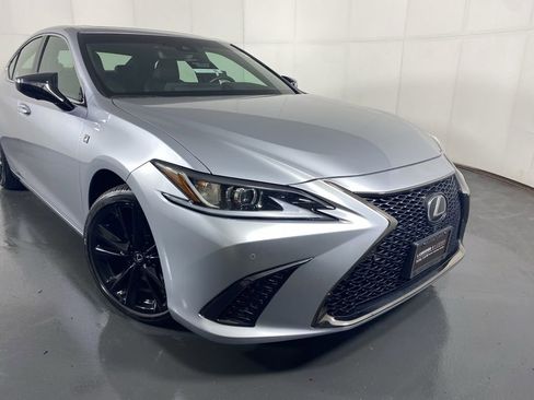 Certified 2025 Lexus ES 350 F Sport FWD image 2