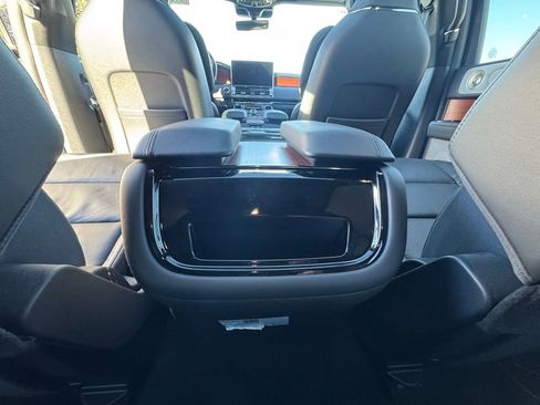 Used 2024 Lincoln Navigator L Reserve w/ Equipment Group 201A image 37