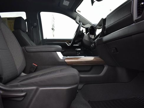 Certified 2023 Chevrolet Silverado 1500 RST w/ Z71 Off-Road Package image 11