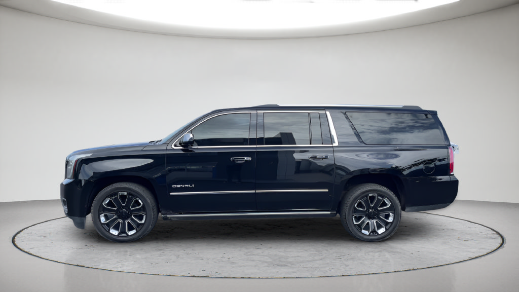 Used 2019 GMC Yukon XL Denali w/ Denali Ultimate Package AWD/4WD image 11
