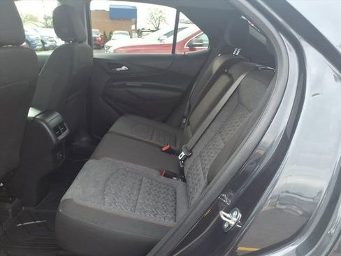 Used 2022 Chevrolet Equinox LT image 11