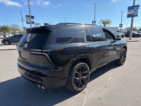 Used 2024 Chevrolet Traverse RS w/ LPO, Floor Liner Package image 3