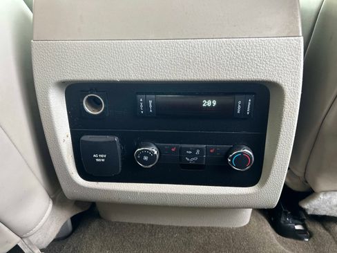 Used 2015 Lincoln Navigator 4WD 4dr 4WD image 17